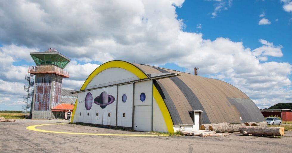 The history, design, and advantages of quonset huts