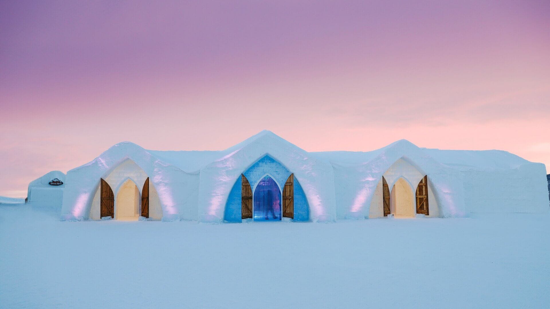 Quebec's Hotel de Glace 