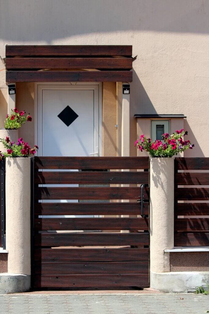 Living off the grid in a tiny house: a guide.