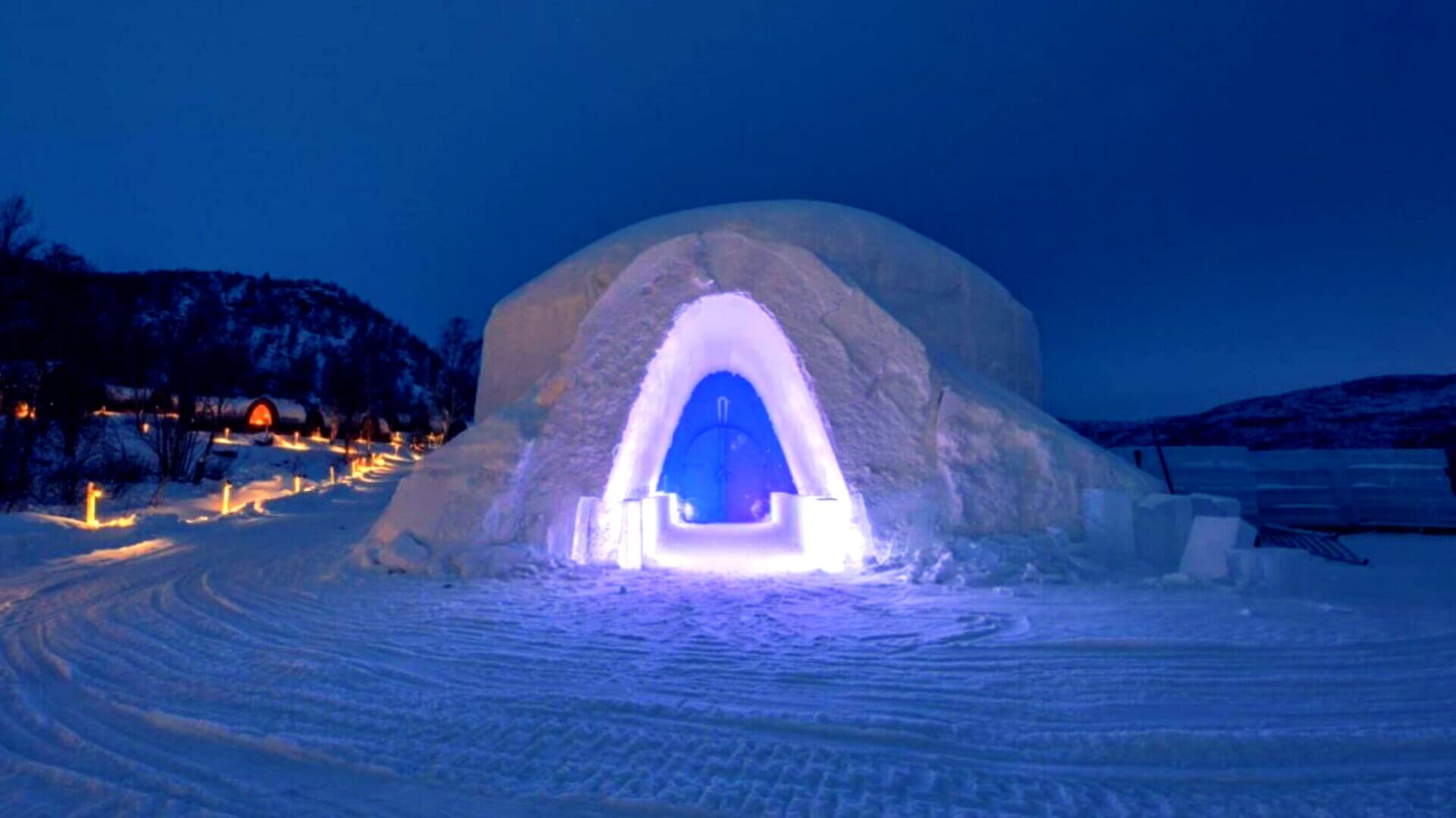 Explore the exceptional Kirkenes Snow Hotel in Norway.
