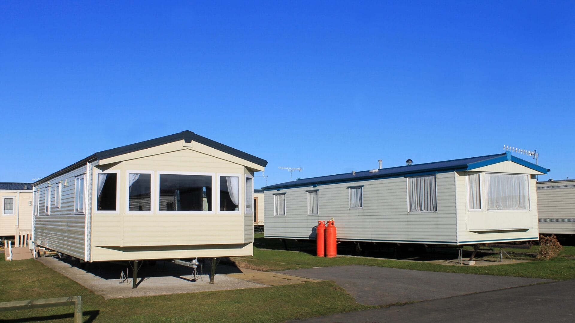 Tiny houses on wheels offer a flexible and sustainable housing solution