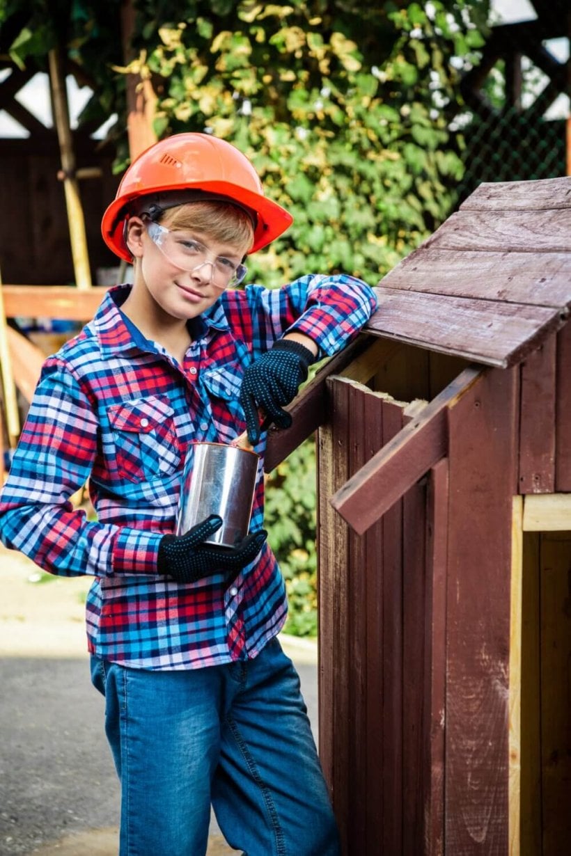 Creating the ultimate treehouse masterpiece.
