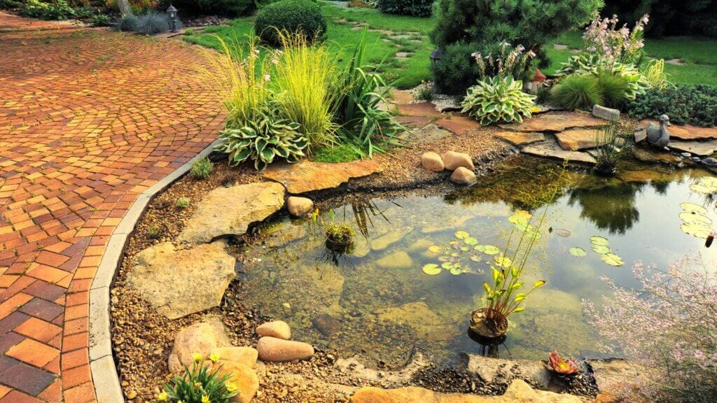 Ideas for Transforming Your Backyard with Stunning Landscaping