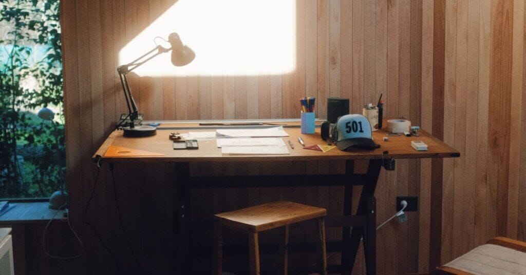 Looking for innovative and creative desk ideas that are out of the ordinary?