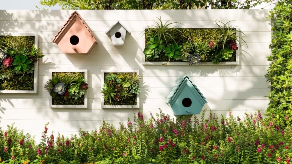 Planters for vertical walls