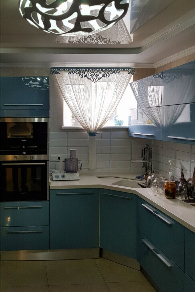 Looking for some inspiring ideas to remodel your townhouse kitchen?