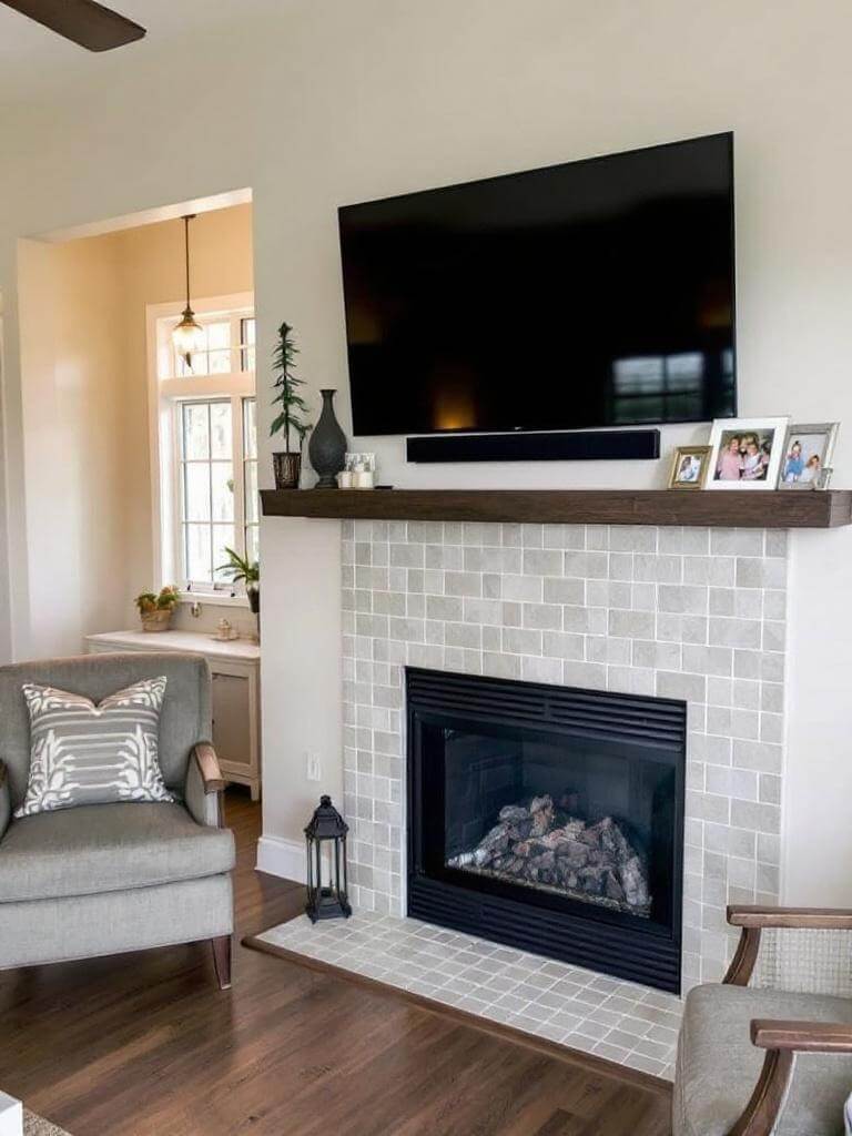 18. Atlanta Cottage Living With Tile Fireplace