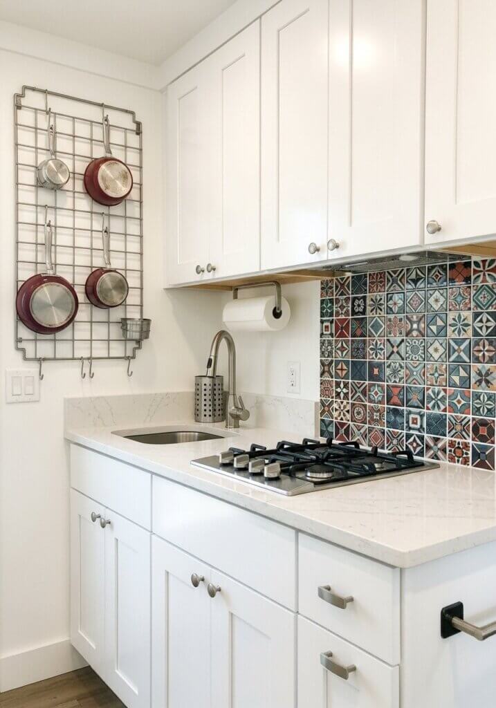 25_Metal Grid Magic Mosaic-Framed Kitchen