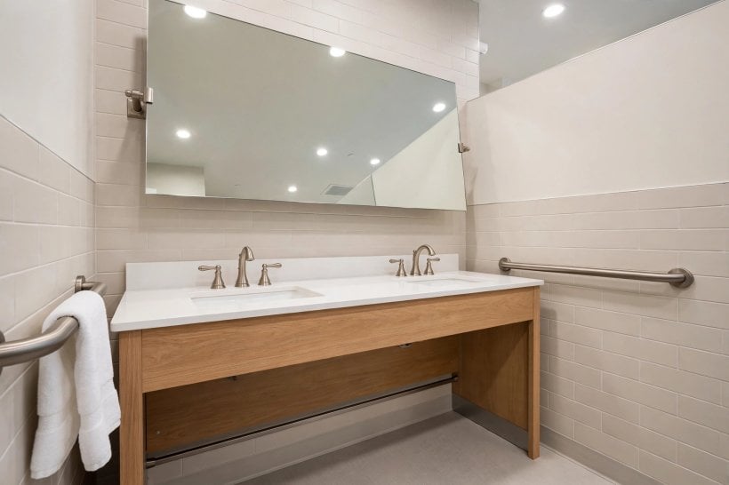 handicap bathroom: open layout with clear turning space