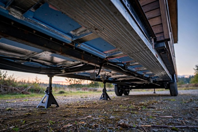 floor insulation calculator: insulated underbelly beneath a tiny house trailer