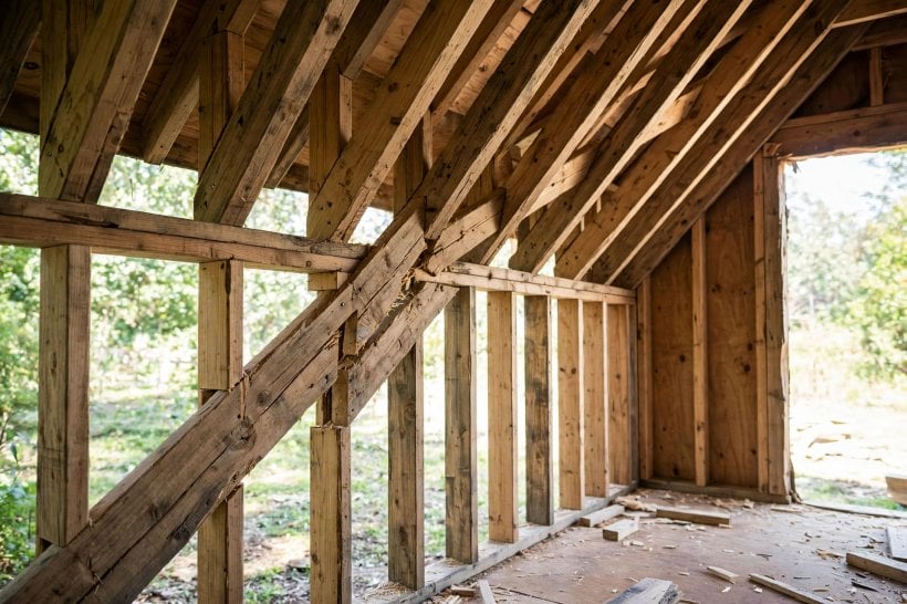 how to prevent tiny house framing from twisting: diagonal let-in bracing and roof-plane bracing in the frame